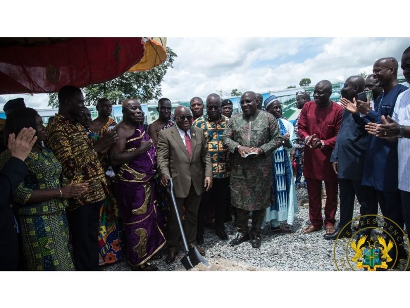President Akufo-Addo cutting a sod with the help of Osagyefo Amoatia Ofori Panin for the construction of the Bunso Varsity