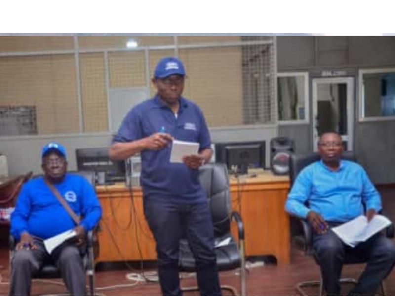 Inj. Lamptey (middle) with GHARSA chairman (left) and Western Regional GHA director addressing concerns raised by GHA Staff