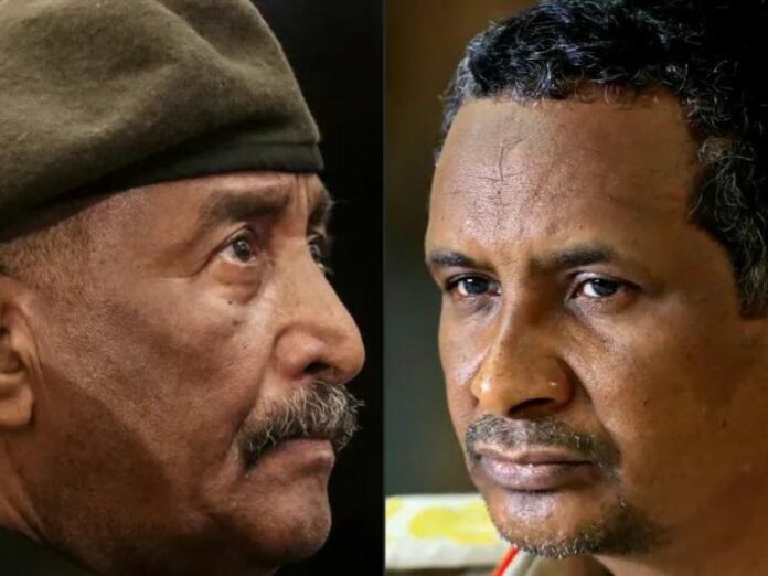 Sudan's army chief General Abdel Fattah al-Burhan (L) and RSF commander General Mohamed Hamdan “Hemedti” Dagalo