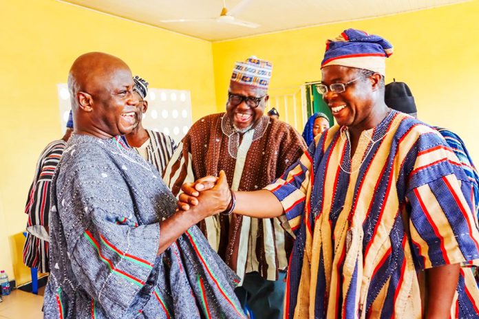 The Chief of Kong, Kuoro Mahmoud Savei Zakaria who represented the Tumu Kuoro (R) and The Upper West Regional Minister Hon. Stephen Yakubu