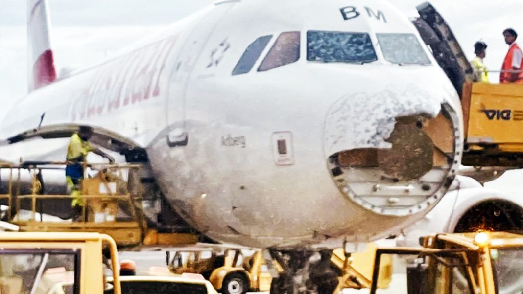 Damaged Jet Austrian plane badly damaged by hailstorm during flight - The Ghanaian ...
