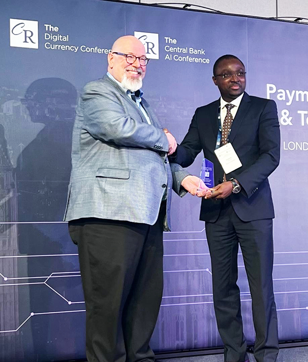 President/CEO, Currency Research, Jens Seidl (l) and Director of FinTech and Innovation, BoG, Mr Kwame A. Oppong