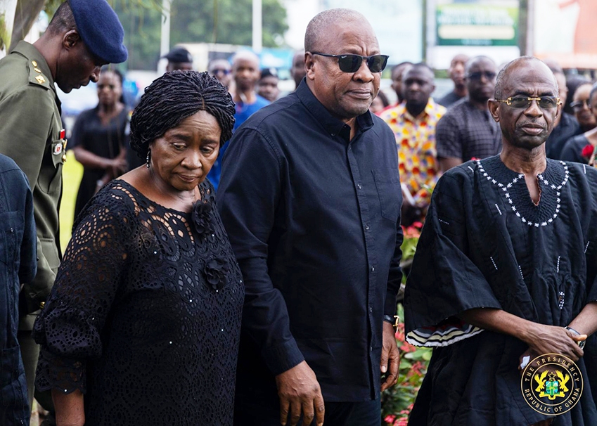 Jubilee House Holds Wreath-Laying Ceremony For Victims Of Military Helicopter Crash