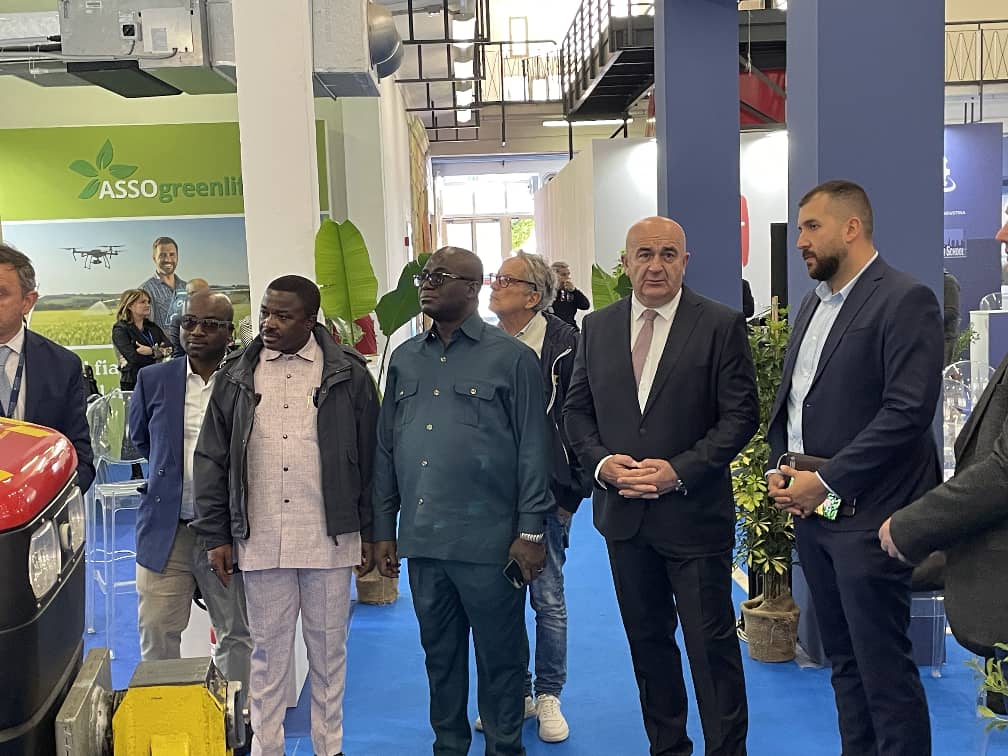Eric Opoku Choca o Mundo: Agricultores Familiares Merecem Honra e Garante €154 Milhões Para Impulsionar a Agricultura!