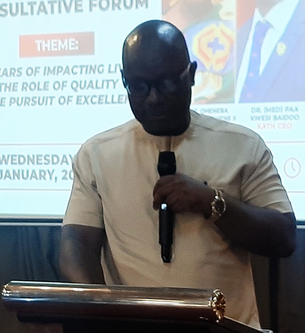 Dr. Paa Kwesi Baidoo addressing the forum
