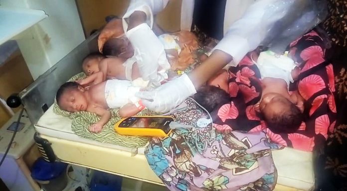 The quintuplets delivered by Hafsatu Yusuf receiving medical care at Murtala Muhammad Specialist Hospital, Kano.