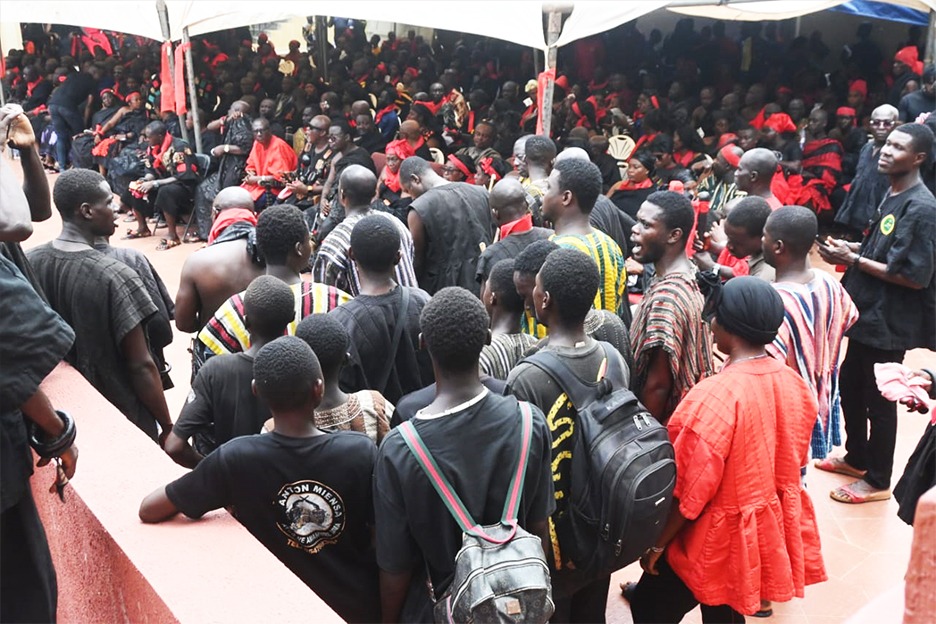 Okyeman Tightens Noose On Etweresohene