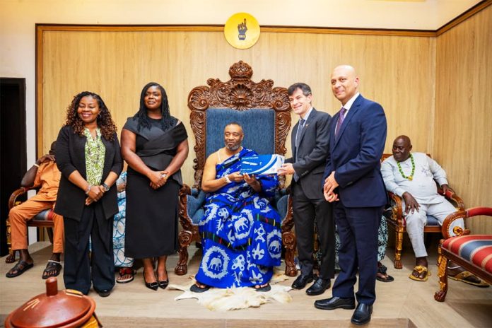 Delta officials with Ga Mantse