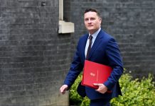 UK Health Secretary Wes Streeting resigns from government
