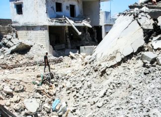 Israeli air strikes on Lebanon continue despite US-Iran deal