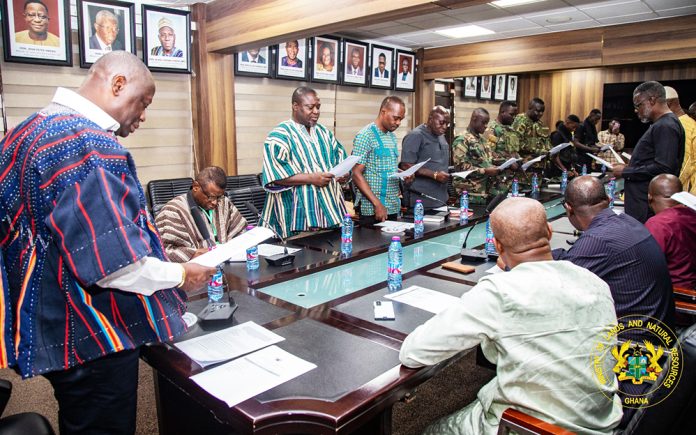 Minister for Lands and Natural Resources, Emmanuel Armah-Kofi Buah inaugurating the committee