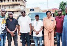Asanteman Zongo Nkosuohene donates to Kumasi Central Prisons, fetes less privileged