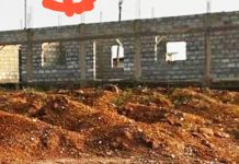 Amrahia Residents Plead With Mahama To Probe Demolitions