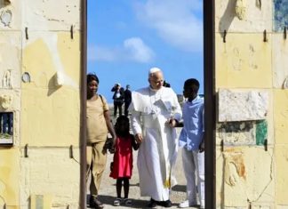 Pope urges Europe to do more for migrants as he visits gateway island