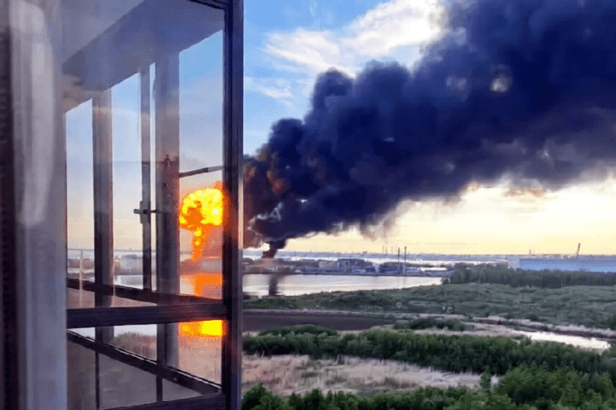 Ukraine hits Russia major oil terminal
