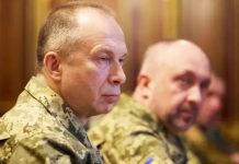 Row escalates in Ukraine over army chief’s future
