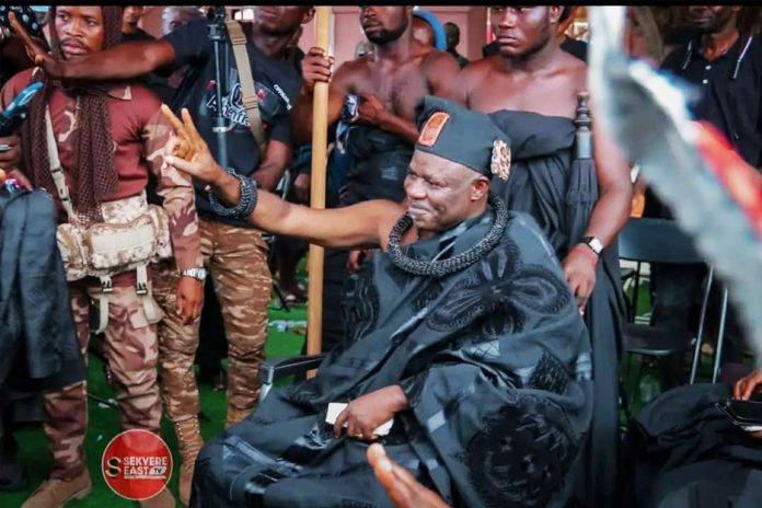 Barima Osei Hwedie II, Ejurahene and Adontenhene of Mampong at the installation