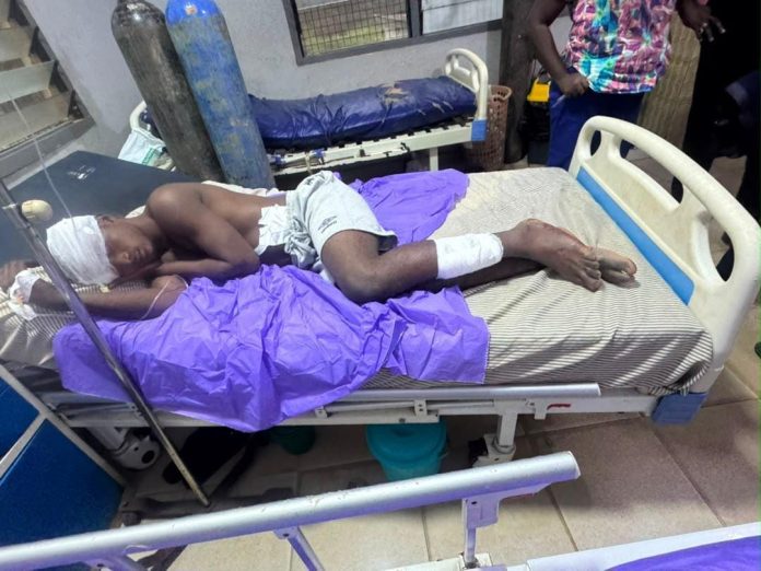 One of the victims injured in the explosion receiving treatment at the hospital.