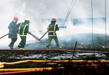 Libyan authorities battle big blaze at major oil refinery