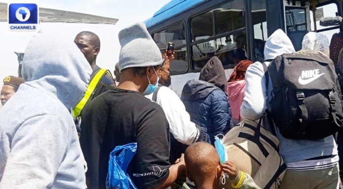 Nigerian returnees from South Africa