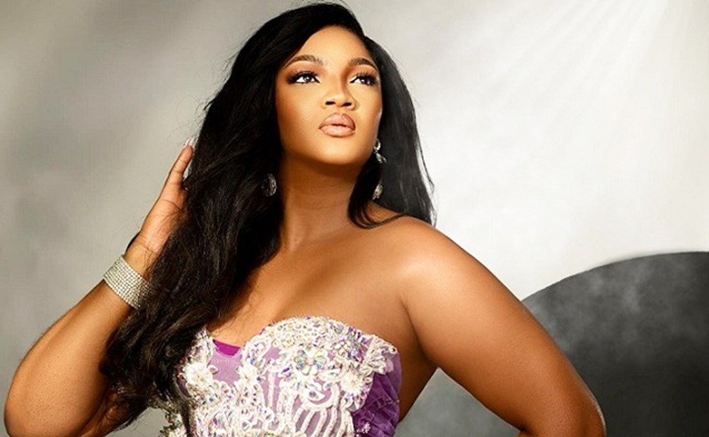 Nollywood Actress Omotola honored for donating entire producer’s earnings from her film to children’s education