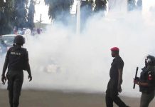 Police fire teargas on Pensioners protesting at Lagos House