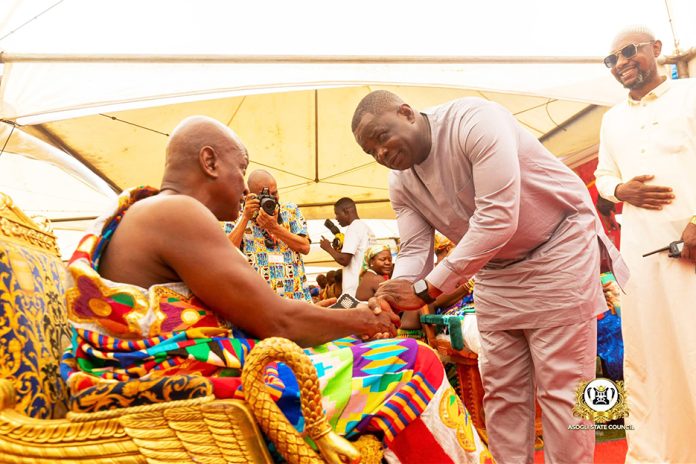 Governs Agbodza paying homage to Togbe Afede