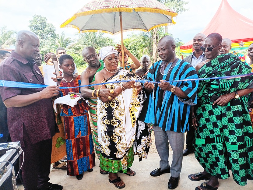 Kwabre East Assembly Commissions 3-Unit  KG Block, Mechanised Borehole For Yasore