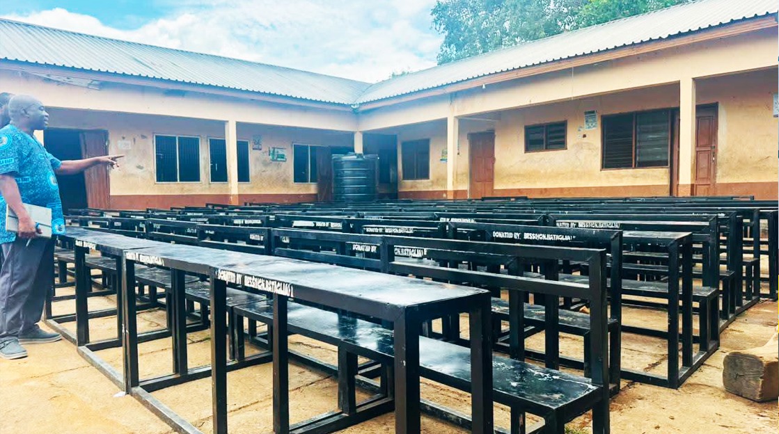 Friends of Bataglia donate delivery bed to Tumu Hospital 