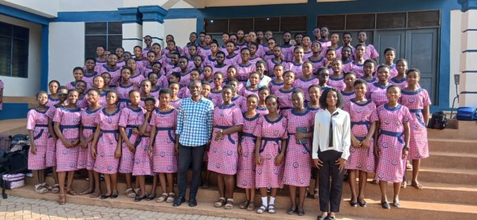 Voices from Kumasi Girls’ Senior High School Students’ responses and experiences that inspired this advocacy article on English Language learning.